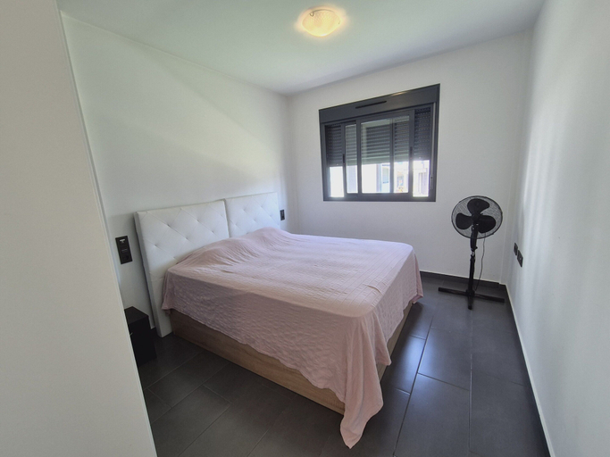 Room 4, Garden-view Flat in Punta Prima, Alicante