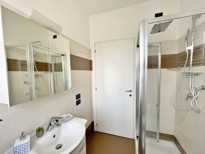 Room 2, Candiani A3 Bilocale 2 Livelli, Milano