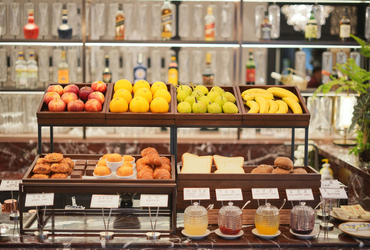 Food & Drinks 5, Haig Court, Shanghai