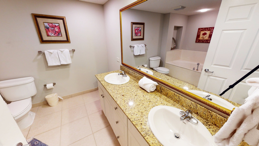 Interior 5, Ocean Blue 203, Georgetown