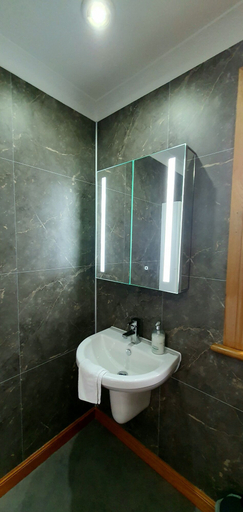 Bathroom 3, Torcroft Lodges, Highland