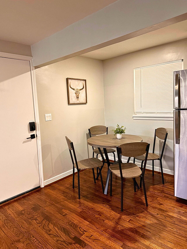Interior 5, Modern 2 Bed Near Rice University, Houston