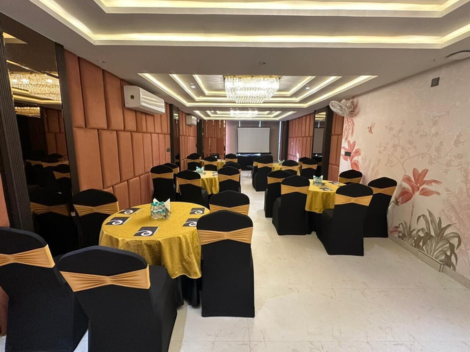 Banquet hall 4, Zip by Spree Hotels R Group - Near Coaching Hub & Oxy Park, Kota