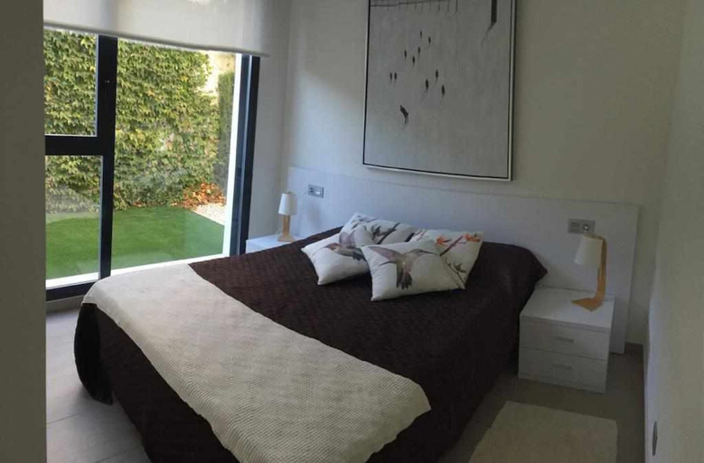 Room 5, Home Near Punta Prima Beach, Alicante