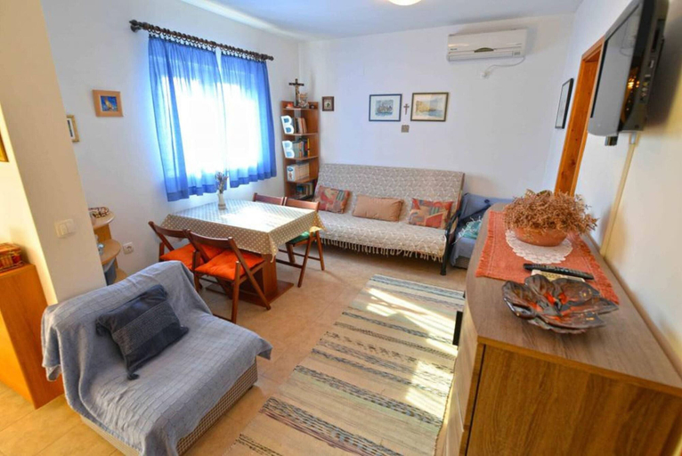 Living room 3, Spacious Apartment in Murter, Murter