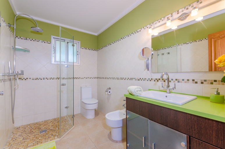 Bathroom 2, Santa Eulalia Petit - Villa With Private Pool, Baleares
