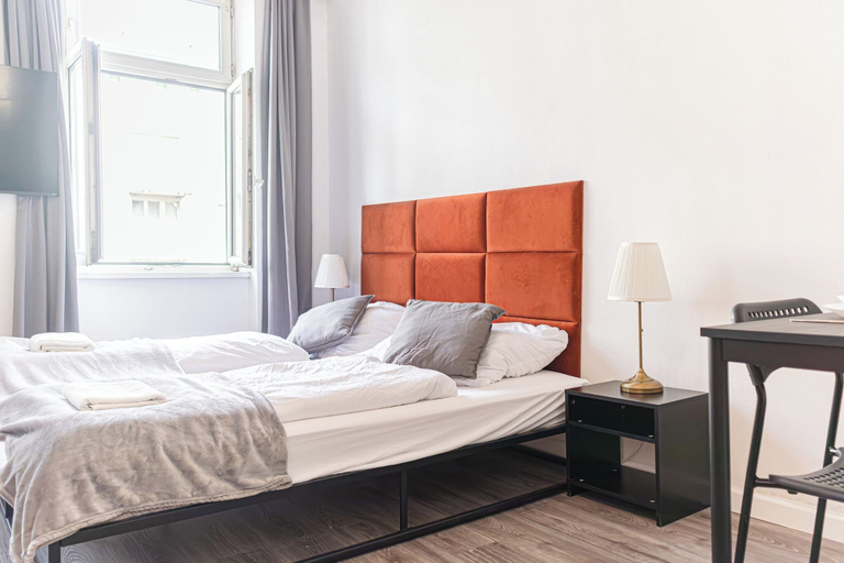 Interior, Cozy 1BR Apt Near Schoepfwerk Long Stay, Wien