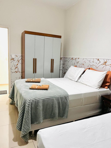 Room 4, Hotel Moraes, Mairinque