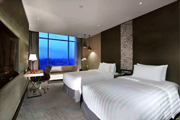 bedroom 12