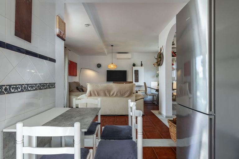 Private kitchen 3, Spacious Chalet Close to the Beach, Huelva