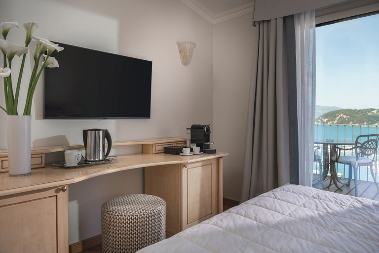 Bedroom 2, Doria Park Hotel, La Spezia