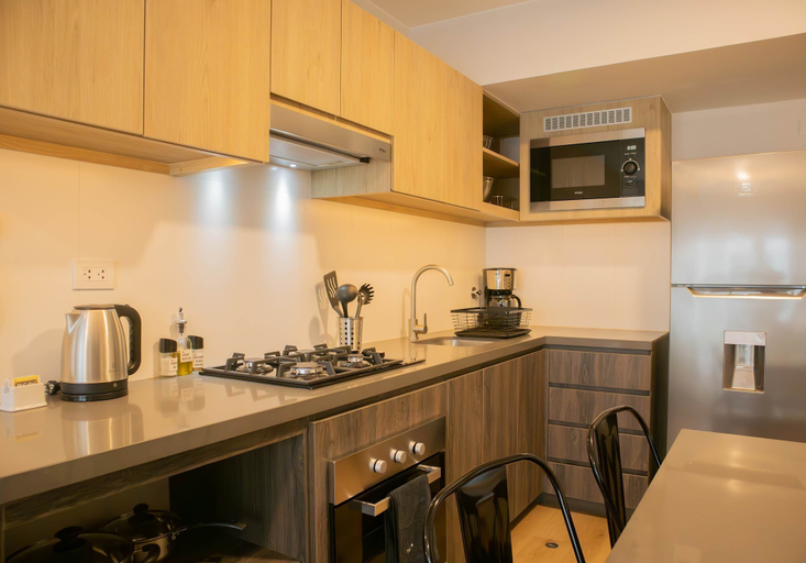 Room 3, w Dazzling 2BR w/ Balcony in Miraflores, Lima