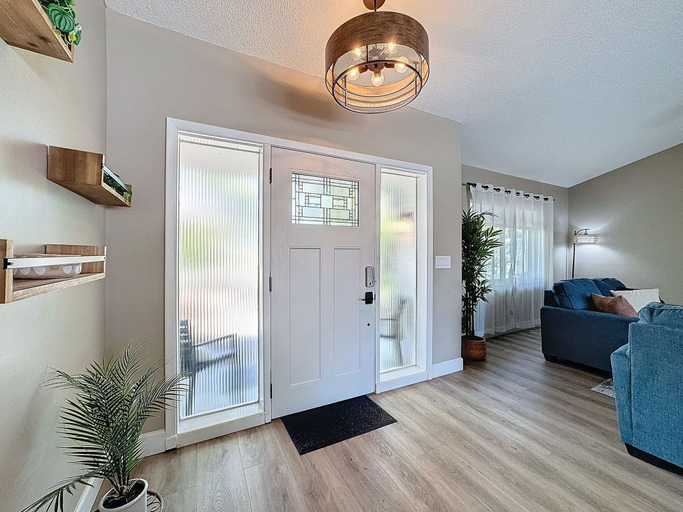 Interior 3, 1465 Satsuma Street, Pinellas