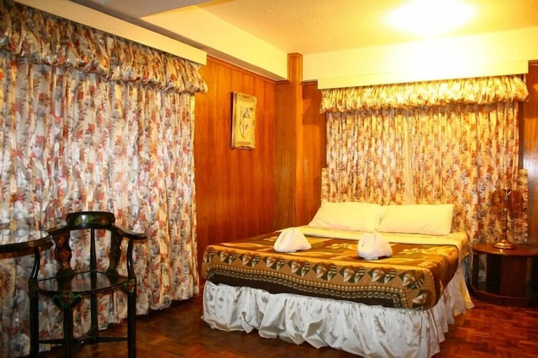 Bedroom 4, Villa Silvina Hotel and Restaurant, Baguio City