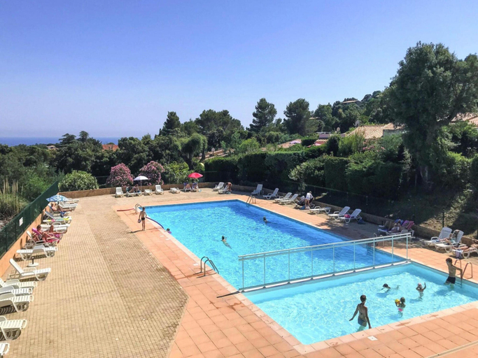 Others 3, Holiday Home in La Croix-valmer Near Beaches, Var
