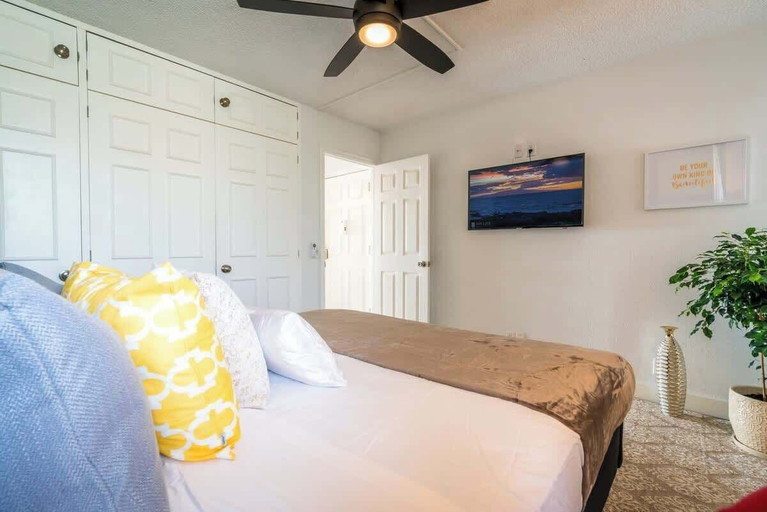 Interior 2, Beach Retreat Walk to Surf & Dining, Maui