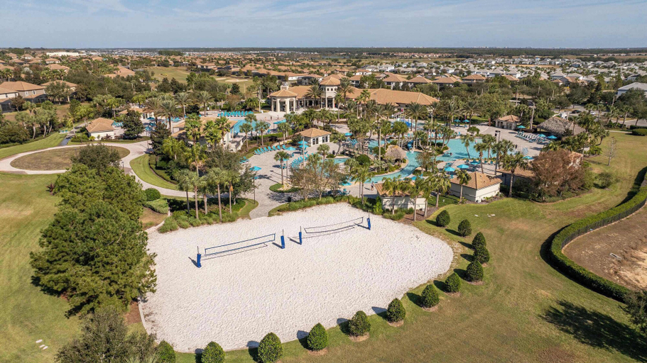 Room 2, Marvelous 4 Bd w Pool Waterpark Near Disney 218, Osceola