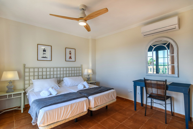 Room 4, Golfside Penthouse in Isla Canela, Huelva