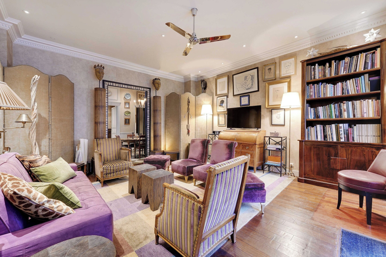 Living area 2, Historic Elegance in the Heart of Marais - 6p/2br, Paris