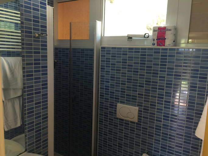 Bathroom 4, Chalet in Jesolo Mare Family Village, Venezia