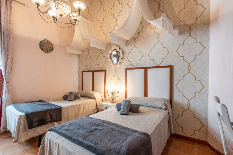 Room 4, Ayamonte City Center Apartment, Huelva