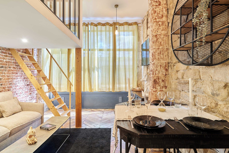 Interior, Charming Apartment - Paris Pere Lachaise, Paris