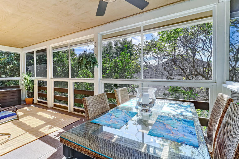 Interior 2, Amelia's Treehouse, Nassau