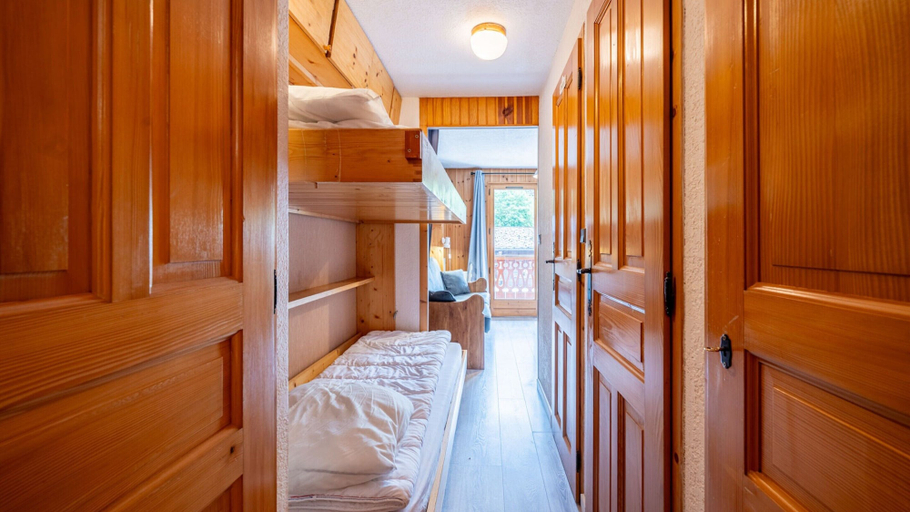 Room 5, Cosy Escape in the Heart of Morillon, Haute-Savoie
