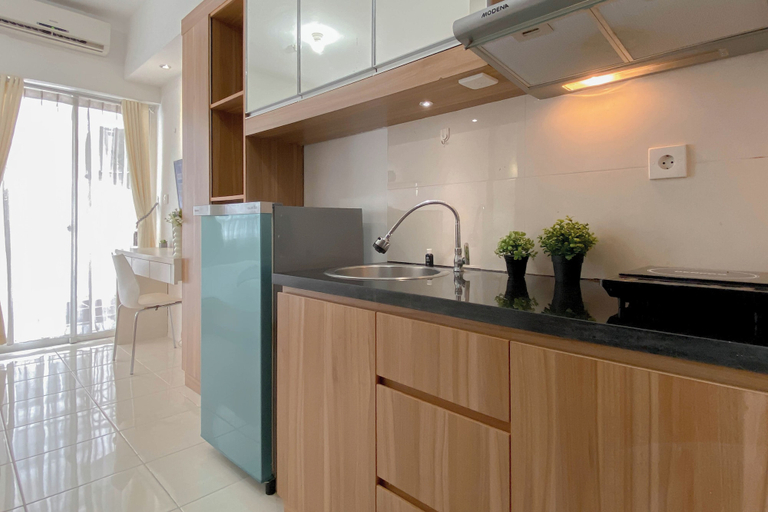 Private kitchen 4, Compact And Homey Studio At Apartment Taman Melati Margonda, Depok