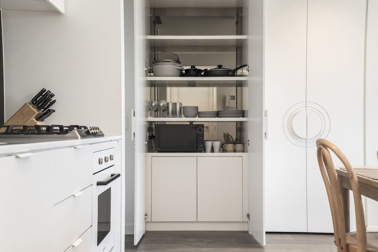 Private kitchen 2, Bright South Yarra Flat With Balcony, Melbourne