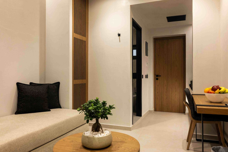 Room 3, Anesea City, Crete