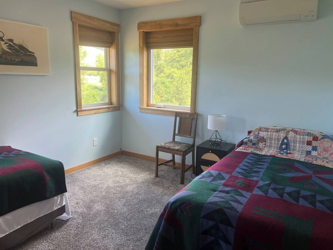 Room 4, Quail Run Mountain View Cottage, Jackson