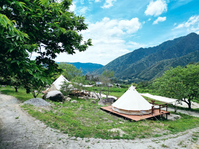 Others 3, ties Camp Ground, Nagiso