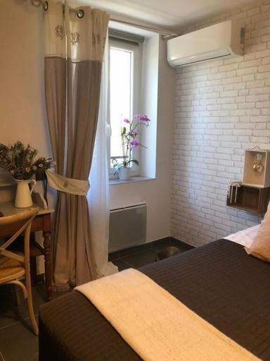 Bedroom 3, auberge de pachoquin, Var