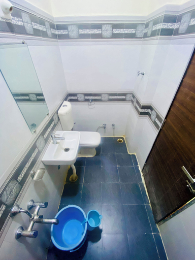 Bathroom 4, The Raj Place, Rajsamand