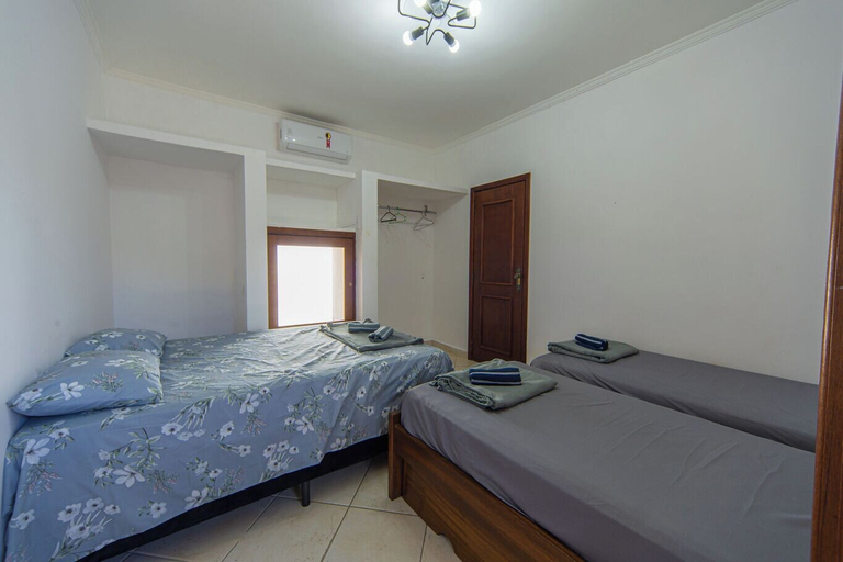 Room 4, Casa c Piscina e Churrasqueira em Condom nio, Guarujá