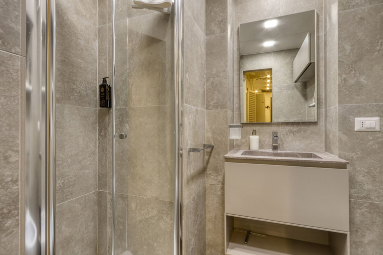 Room 2, Cerva - Stylish 1 Bedroom Close to Duomo, Milano