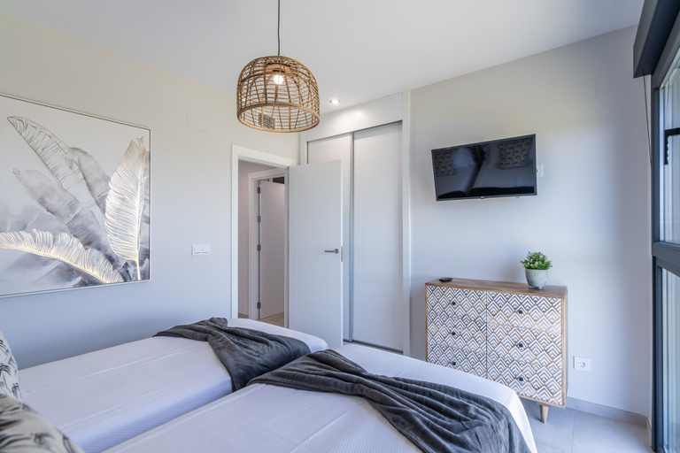 Room 2, Spacious Isla Canela Getaway, Huelva
