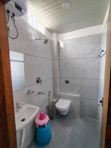 Bathroom 4, Hotel Gurukripa, Ujjain