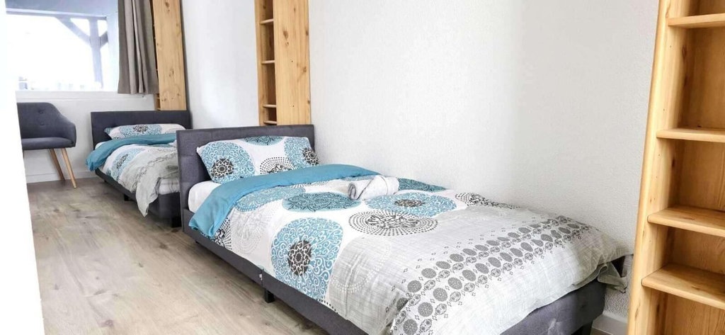 Room 5, 3-bed Cosy Apartment - Sleeps 7, Schwarzwald-Baar-Kreis
