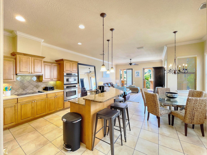 Interior 4, Siesta Escape - B, Sarasota