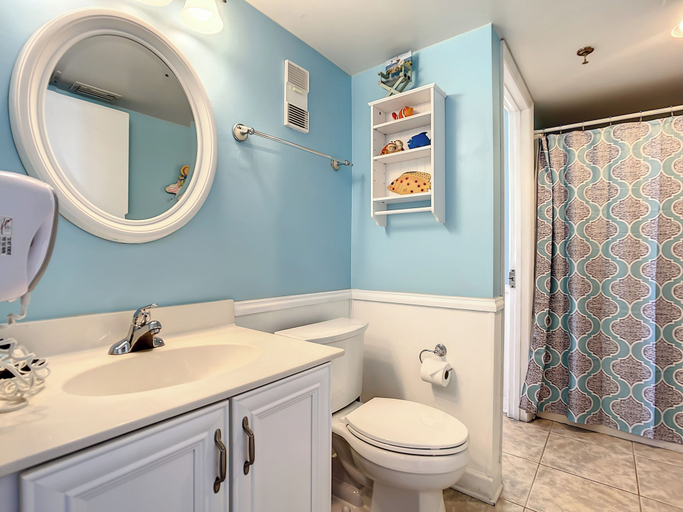 Interior 5, Oceania Beach Club 805, Volusia