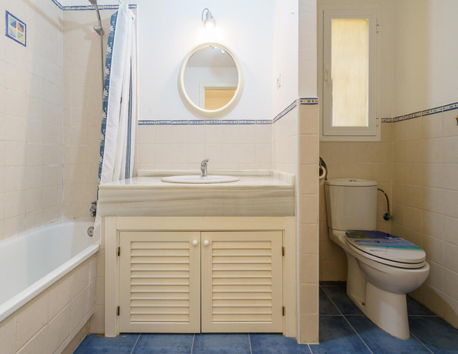 Bathroom 2, Elegant Mijas Costa Holiday Home for 4, Málaga