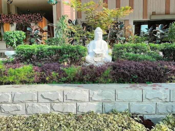 Front of property 5, HOTEL PALLAVI GRAND, Panchkula