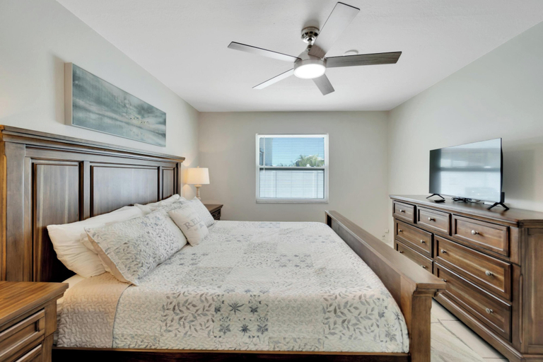 Interior 4, 1053 Apollo Beach Blvd, Unit 5, Hillsborough
