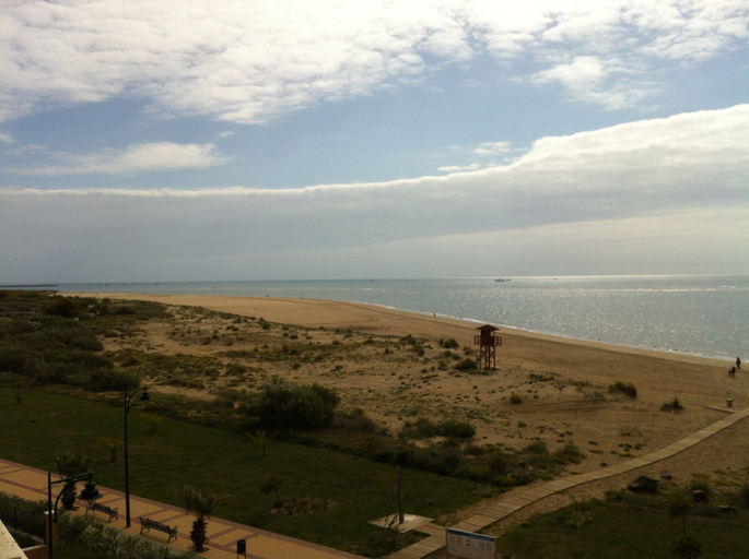 Exterior 3, Cozy Isla Canela Home for 5 Guests, Huelva