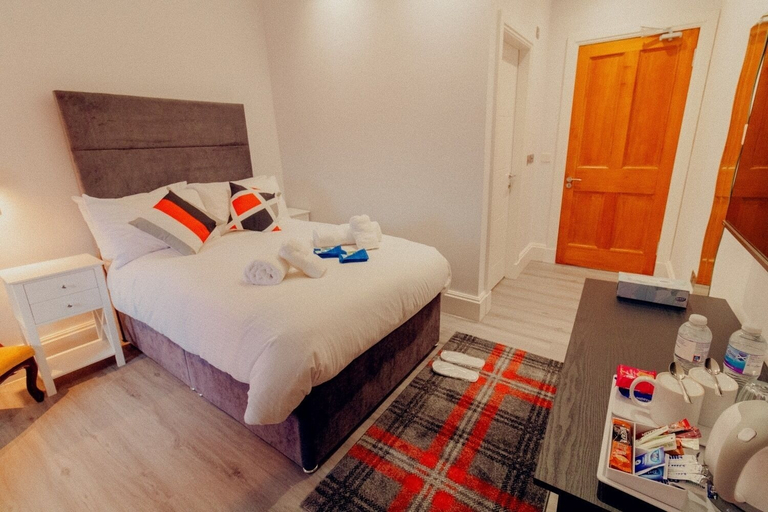 Bedroom 3, Mayfield Suites, Edinburgh