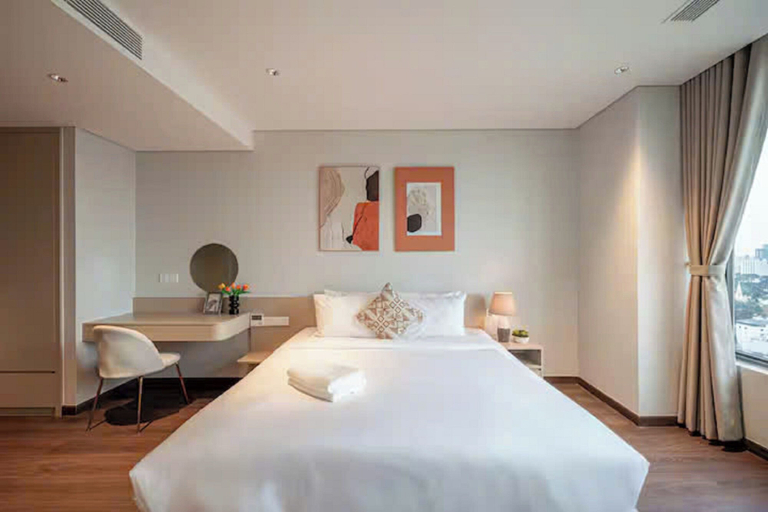Room 4, Zenith Luxstay Everich Infinity Resident, District 5