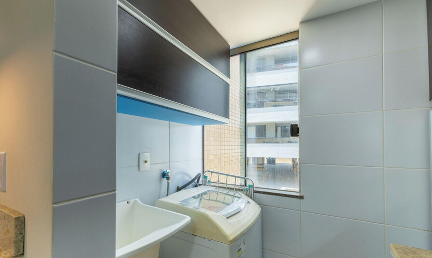 Interior, Apt w/ Balcony Steps From the Sea, Ilheus Erw0301, Ilhéus