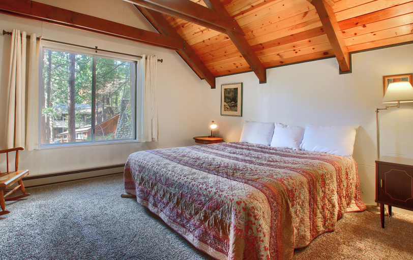 Bedroom 2, Spindler's Chalet, Mariposa